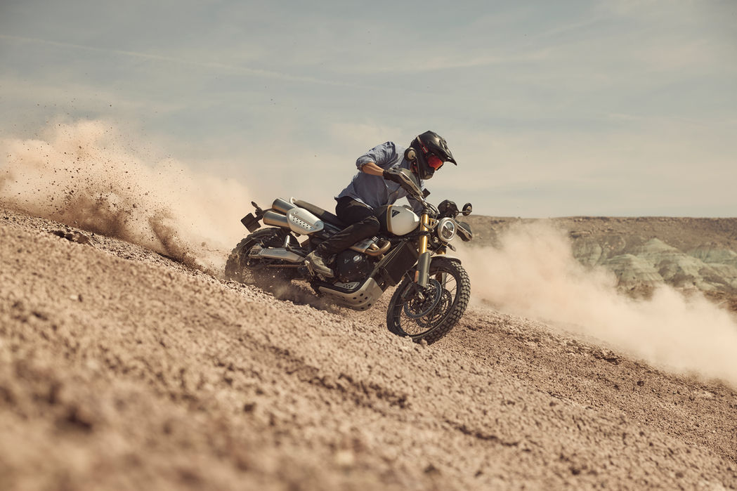 סקרמבלר שטח 1200 סמ״ק בנסיעה - Scrambler 1200 XE