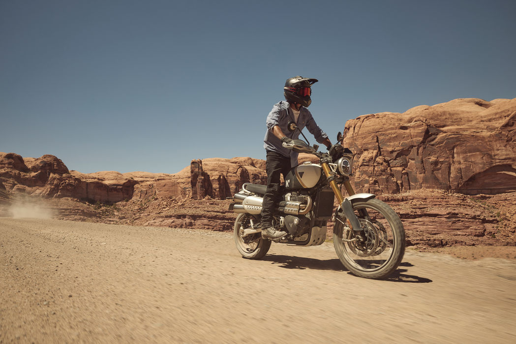 Scrambler 1200 XE - סקרמבלר שטח בגובה מושב 870 מ״מ