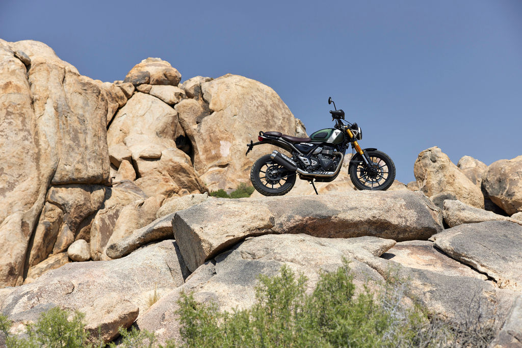 סקרמבלר 398 סמ״ק בנסיעה - Scrambler 400 X