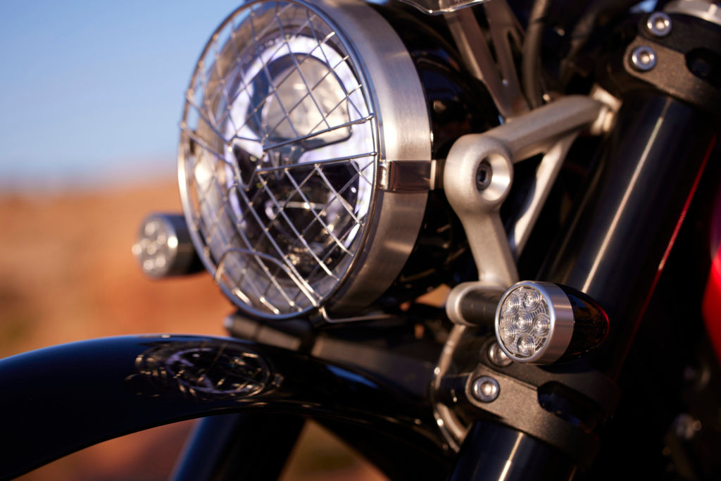 Scrambler 1200 X - סקרמבלר, פרטי גימור ומערכת פליטה