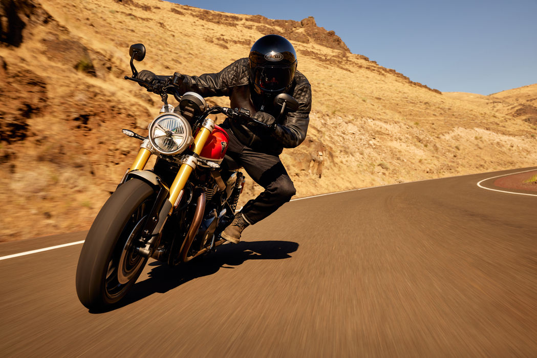 Speed Twin 1200 RS - אופנוע רטרו ספורטיבי, מבט צד ופרופיל