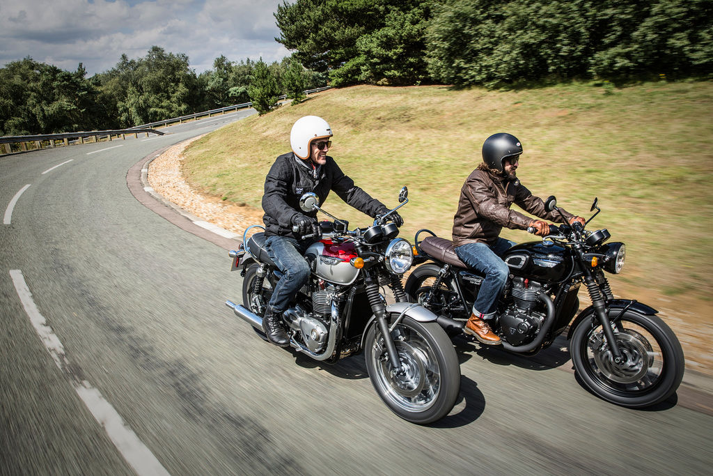 Bonneville T120 - אופנוע קלאסי, מבט צד ופרופיל