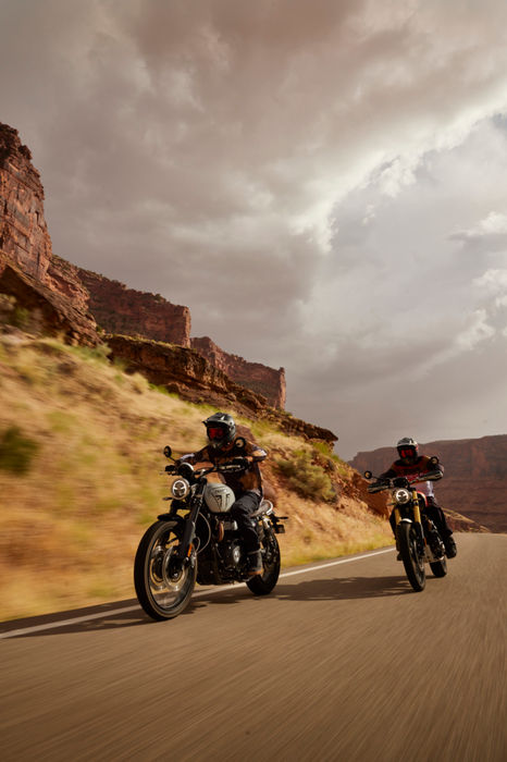 סקרמבלר עם אביזרים מקוריים - Scrambler 1200 X